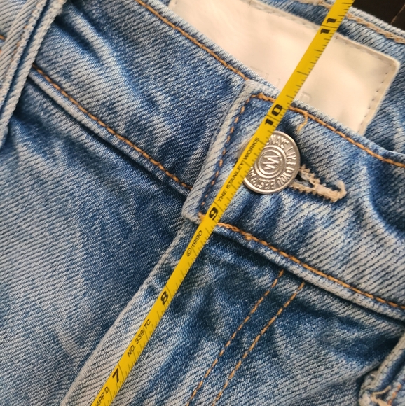 Mother The Insider Fray Jeans - Picture 10 of 13